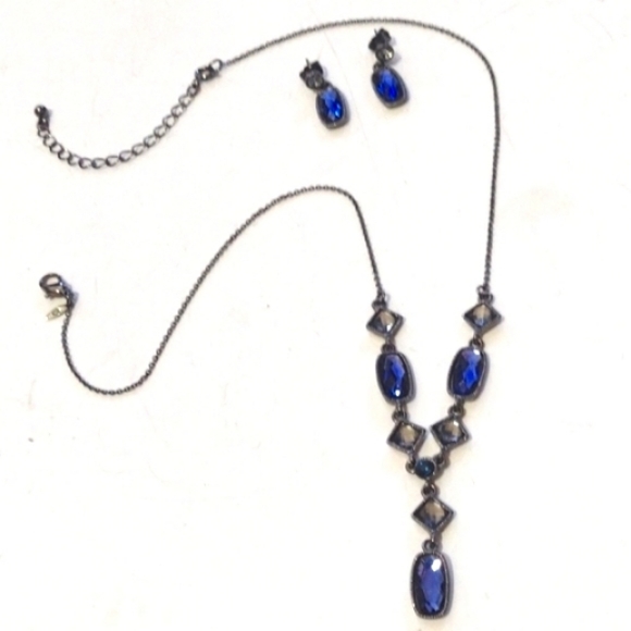 VINTAGE AVON LARIAT BLUE STONE COLLAR NECKLACE AND MATCHING EARRINGS SET - Picture 7 of 8